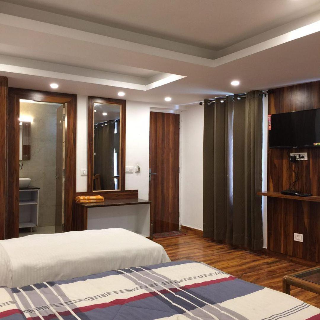 Hotel Castle View Mussoorie Esterno foto
